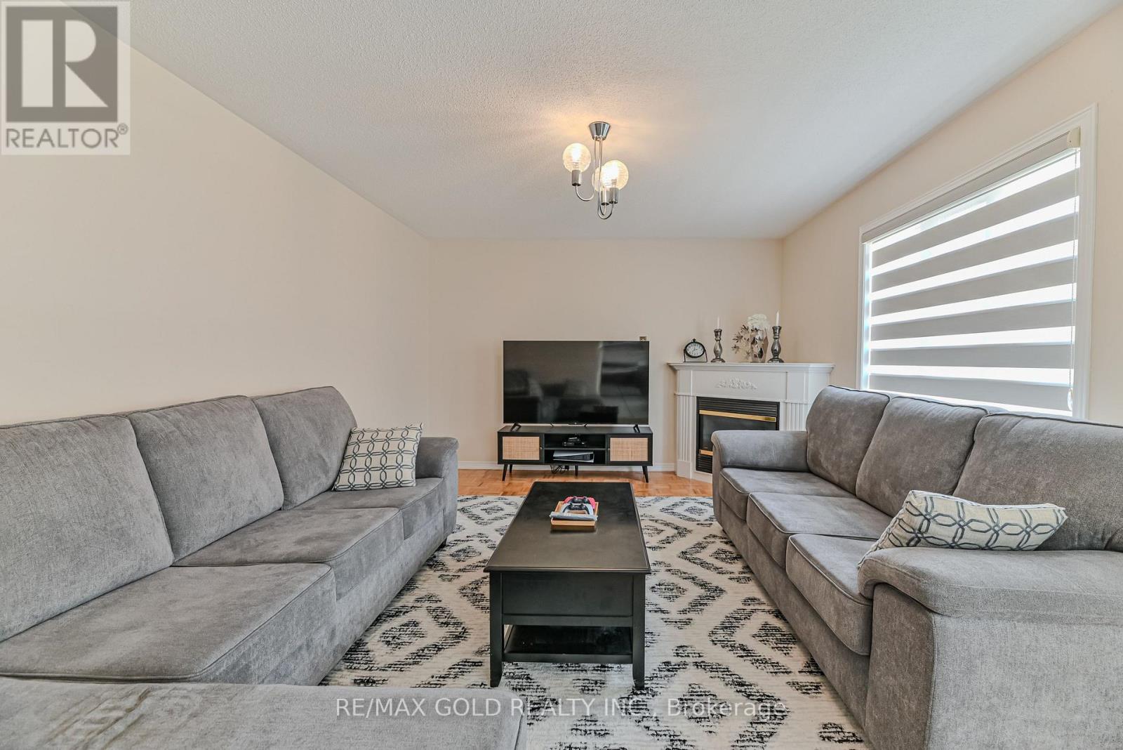 80 Octillo Boulevard, Brampton, Ontario  L6R 2V6 - Photo 6 - W12660120