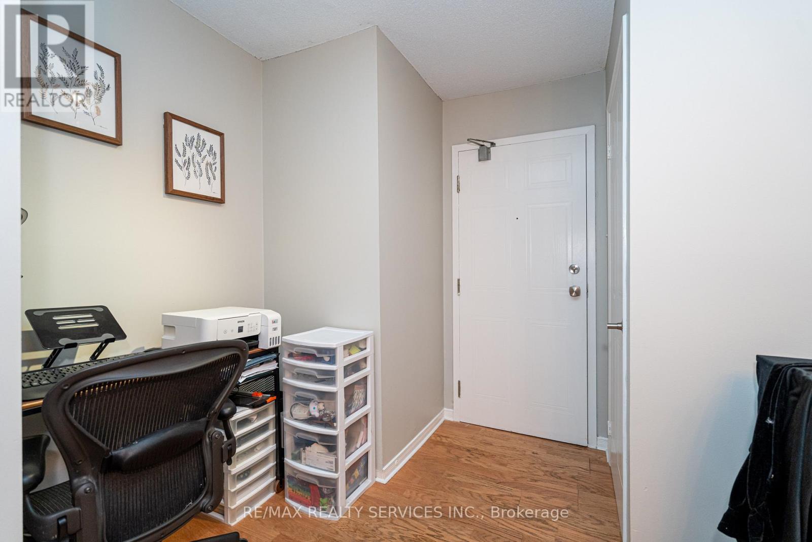 1713 - 1478 Pilgrims Way, Oakville, Ontario  L6M 3G7 - Photo 6 - W12665882
