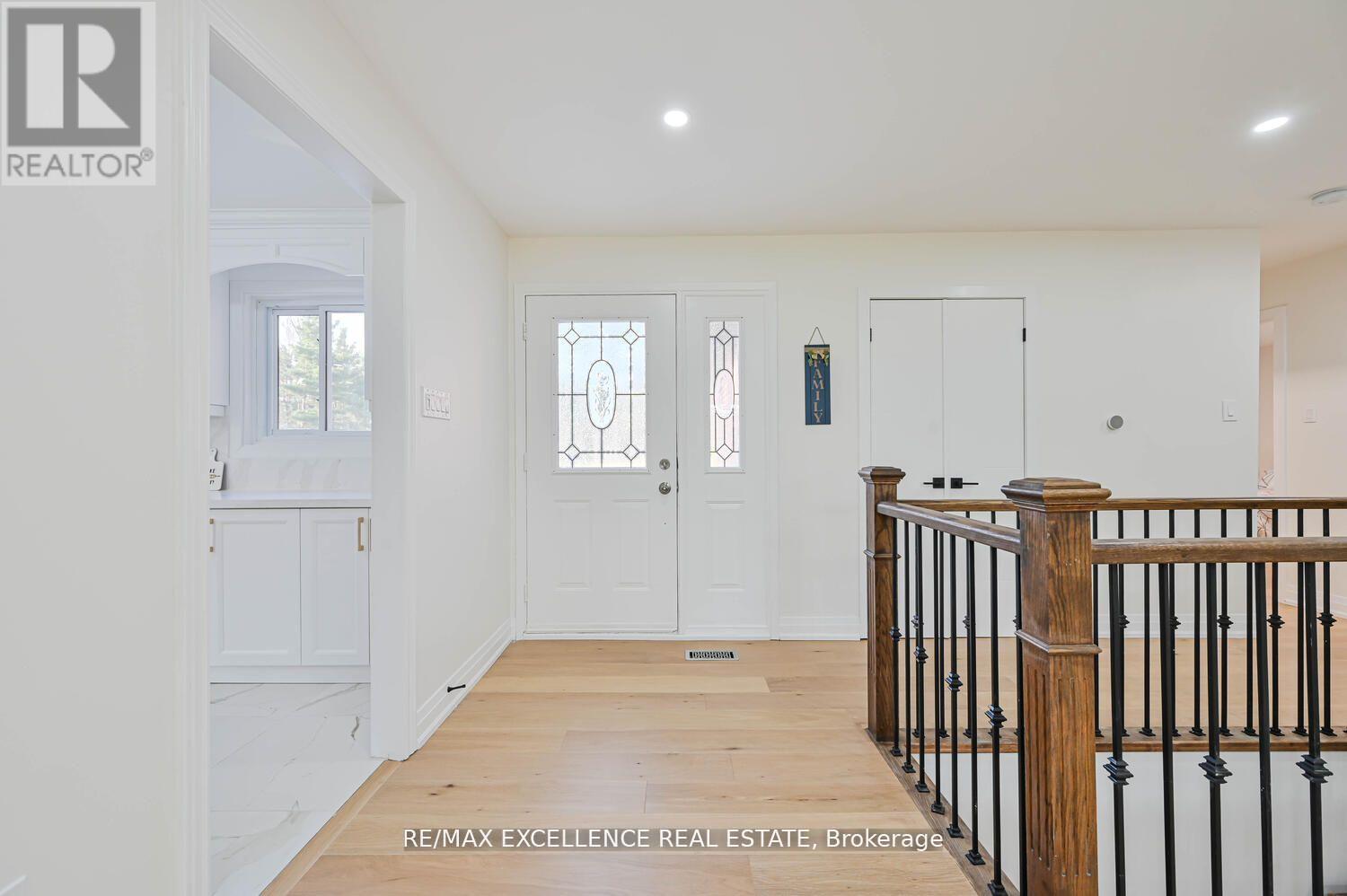 14812 Centreville Creek Road, Caledon, Ontario  L7C 3B1 - Photo 5 - W12665916