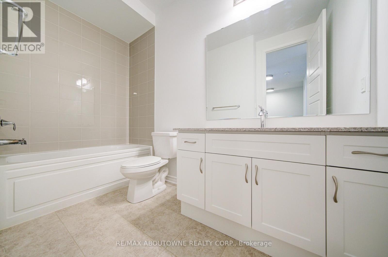 3028 Langdon Road, Oakville (Jm Joshua Meadows), Ontario  L6H 7Y5 - Photo 17 - W12665936