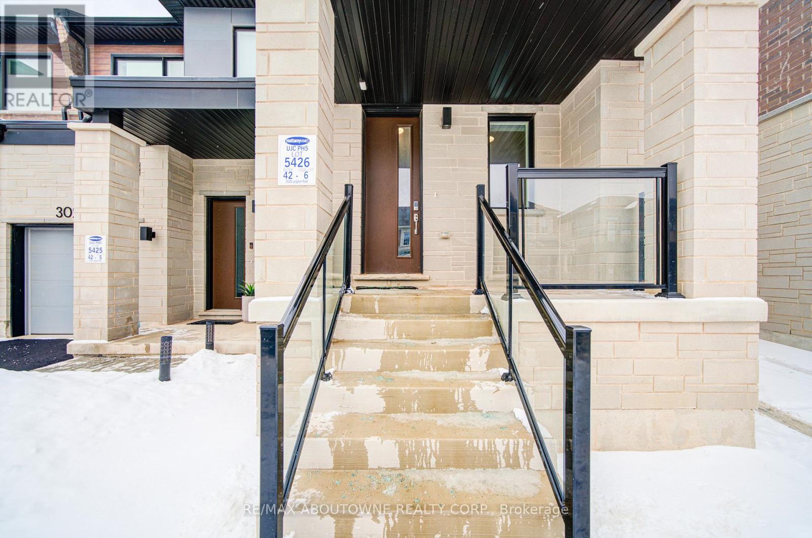 3028 Langdon Road, Oakville (Jm Joshua Meadows), Ontario  L6H 7Y5 - Photo 3 - W12665936