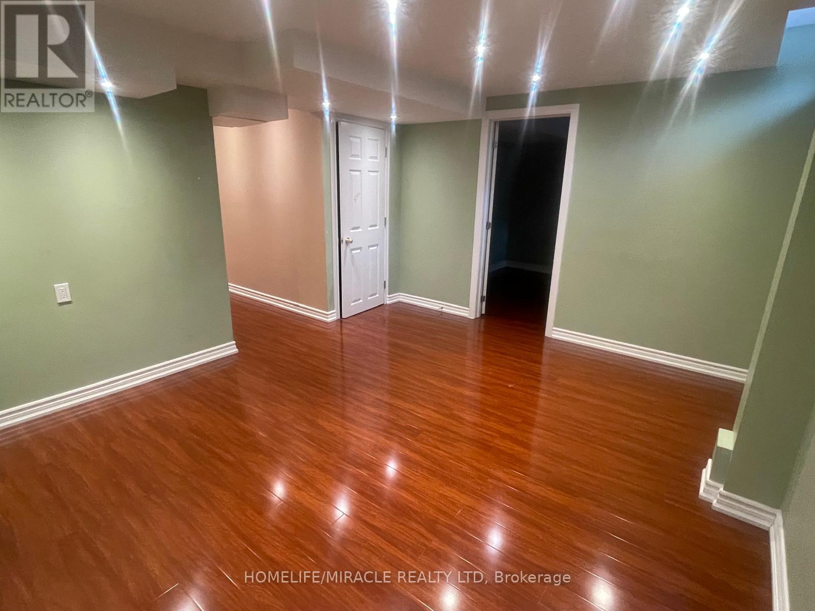 1527 Evans Terrace, Milton, Ontario  L9T 5J4 - Photo 21 - W12665946