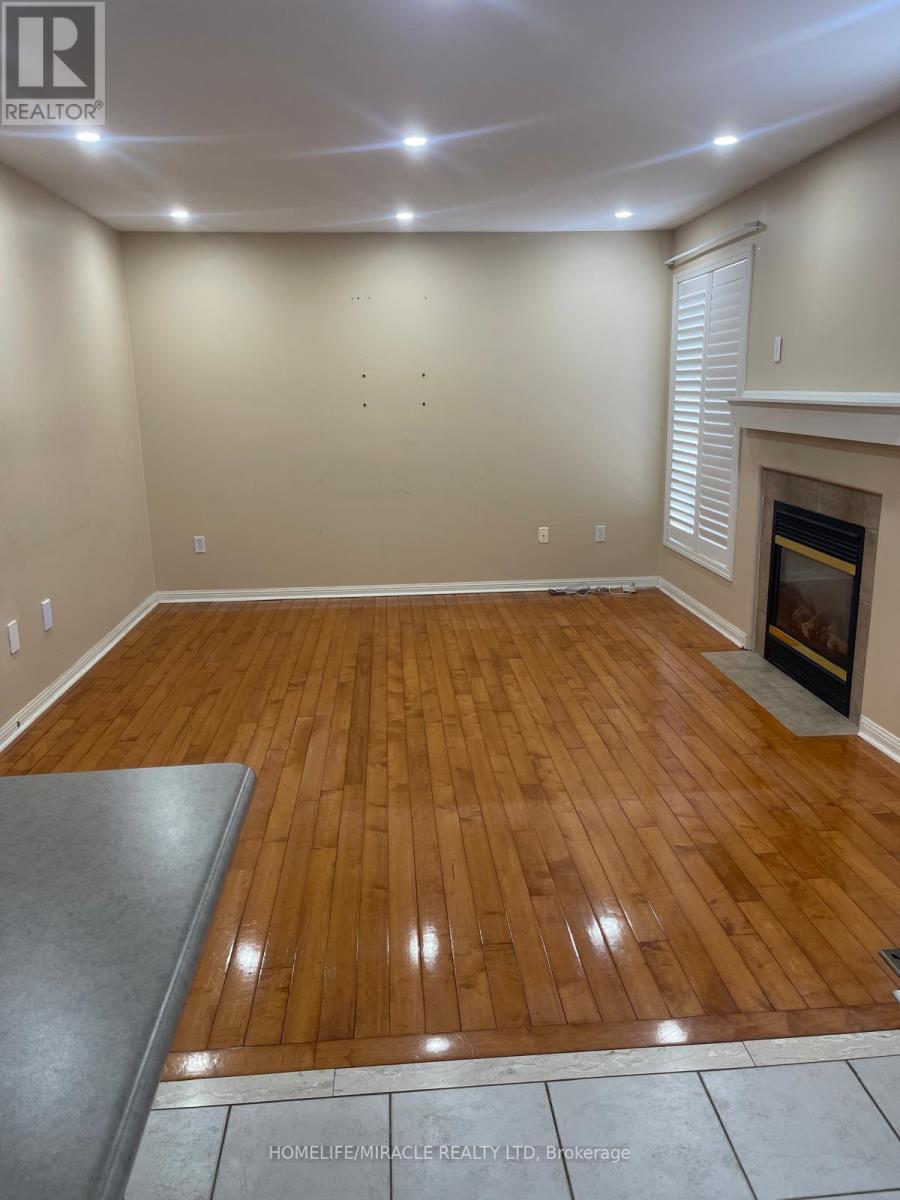 1527 Evans Terrace, Milton, Ontario  L9T 5J4 - Photo 3 - W12665946