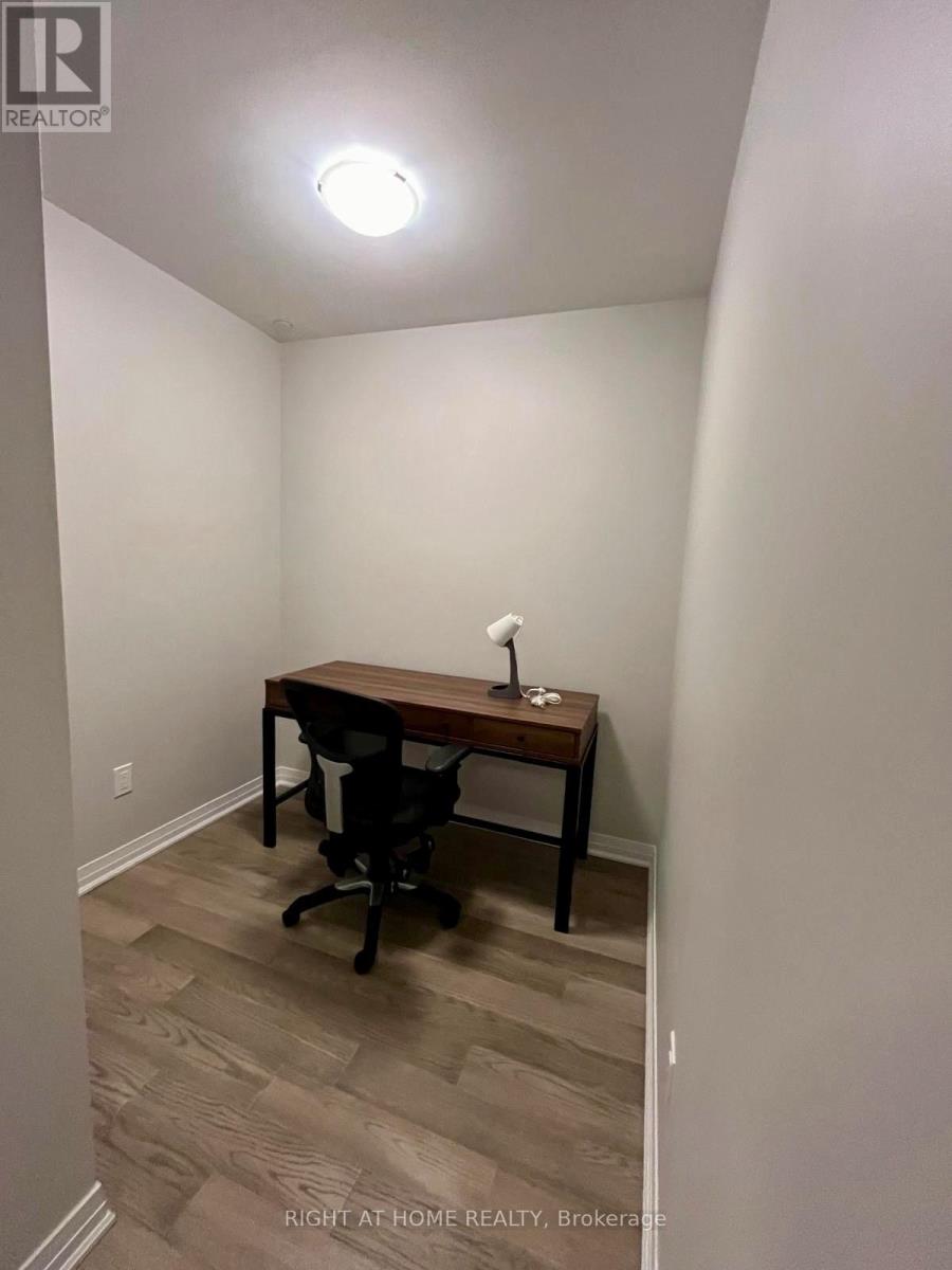 102 - 460 Gordon Krantz Avenue, Milton, Ontario  L9E 1Z2 - Photo 10 - W12665990