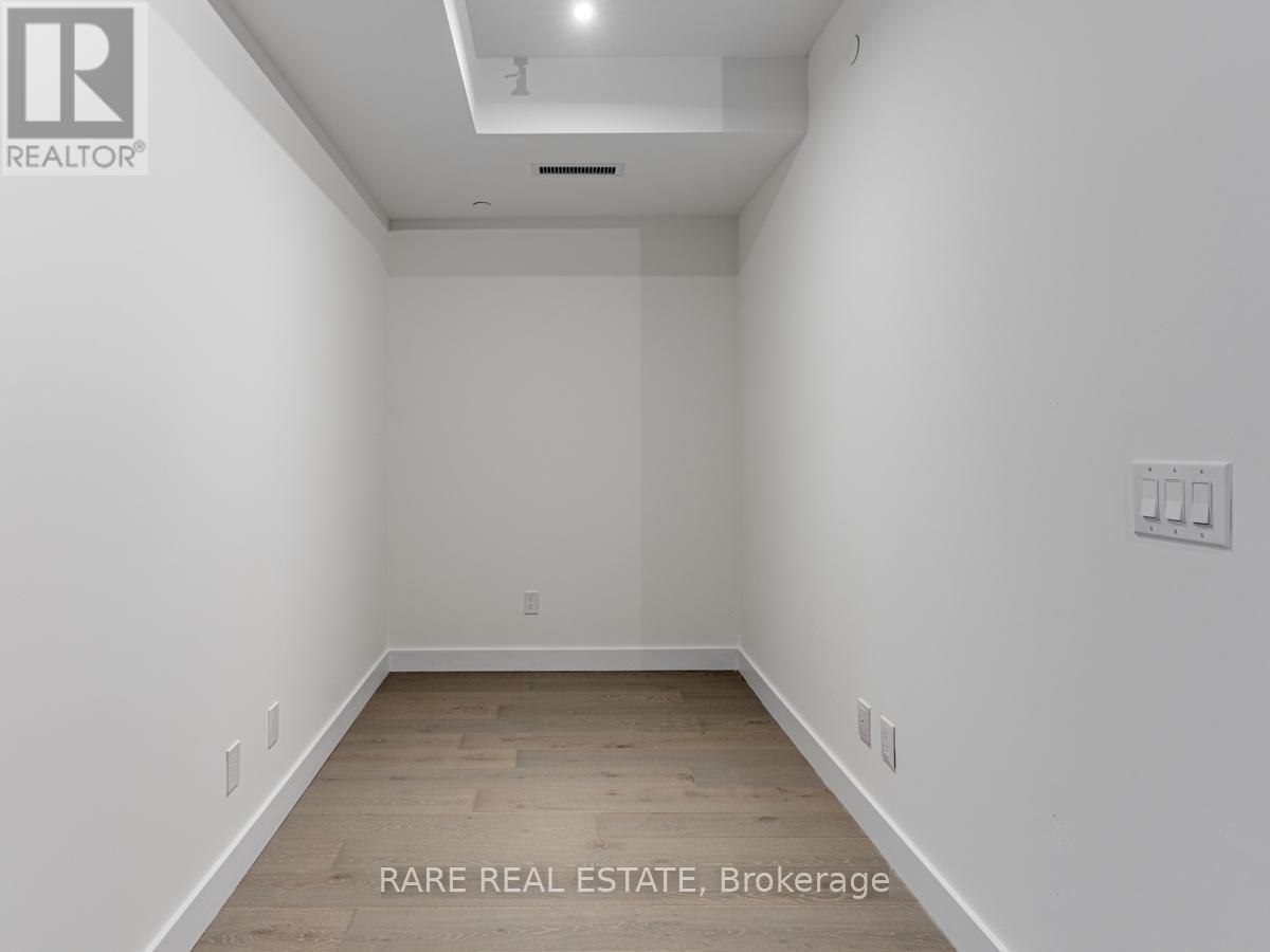 505 - 160 Kingsway Crescent, Toronto, Ontario  M8X 2R2 - Photo 7 - W12665992