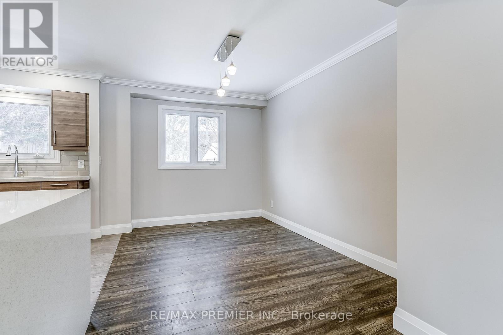 2395 Benedet Drive, Mississauga, Ontario  L5J 4H5 - Photo 11 - W12666000