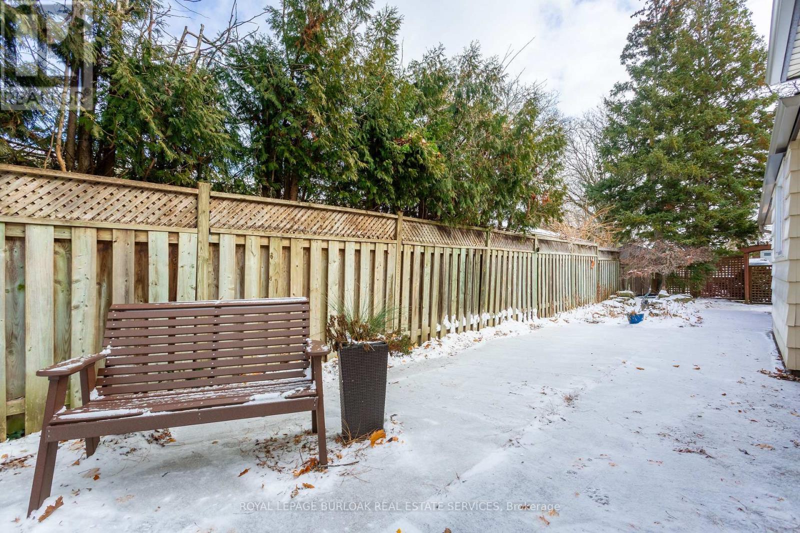 581 Braemore Road, Burlington, Ontario  L7N 3E4 - Photo 34 - W12666012