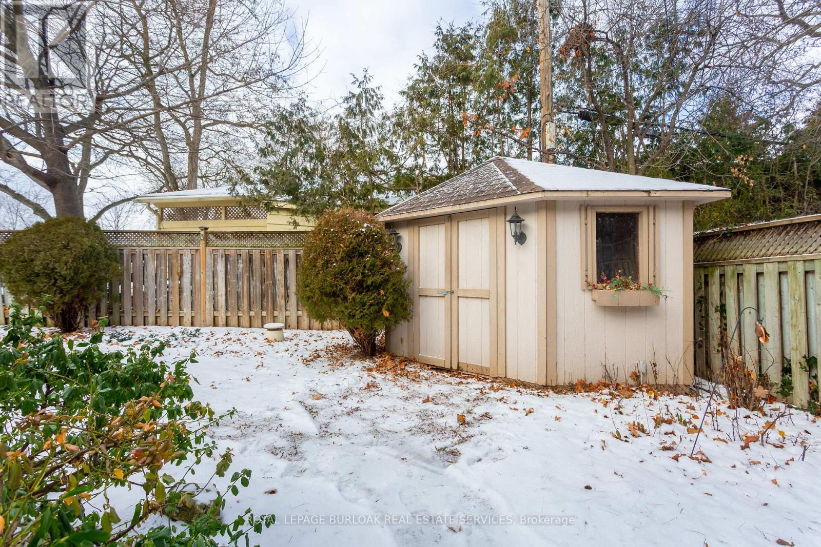 581 Braemore Road, Burlington, Ontario  L7N 3E4 - Photo 38 - W12666012