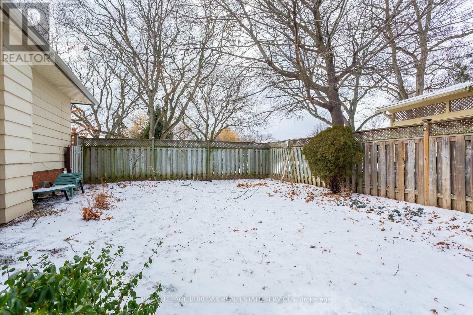 581 Braemore Road, Burlington, Ontario  L7N 3E4 - Photo 39 - W12666012