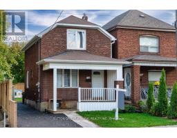 11 BOWIE AVENUE, Toronto, Ontario