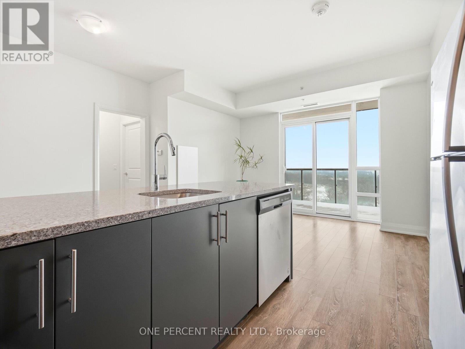 811 - 65 Yorkland Boulevard, Brampton (Goreway Drive Corridor), Ontario  L6P 4M5 - Photo 16 - W12666098