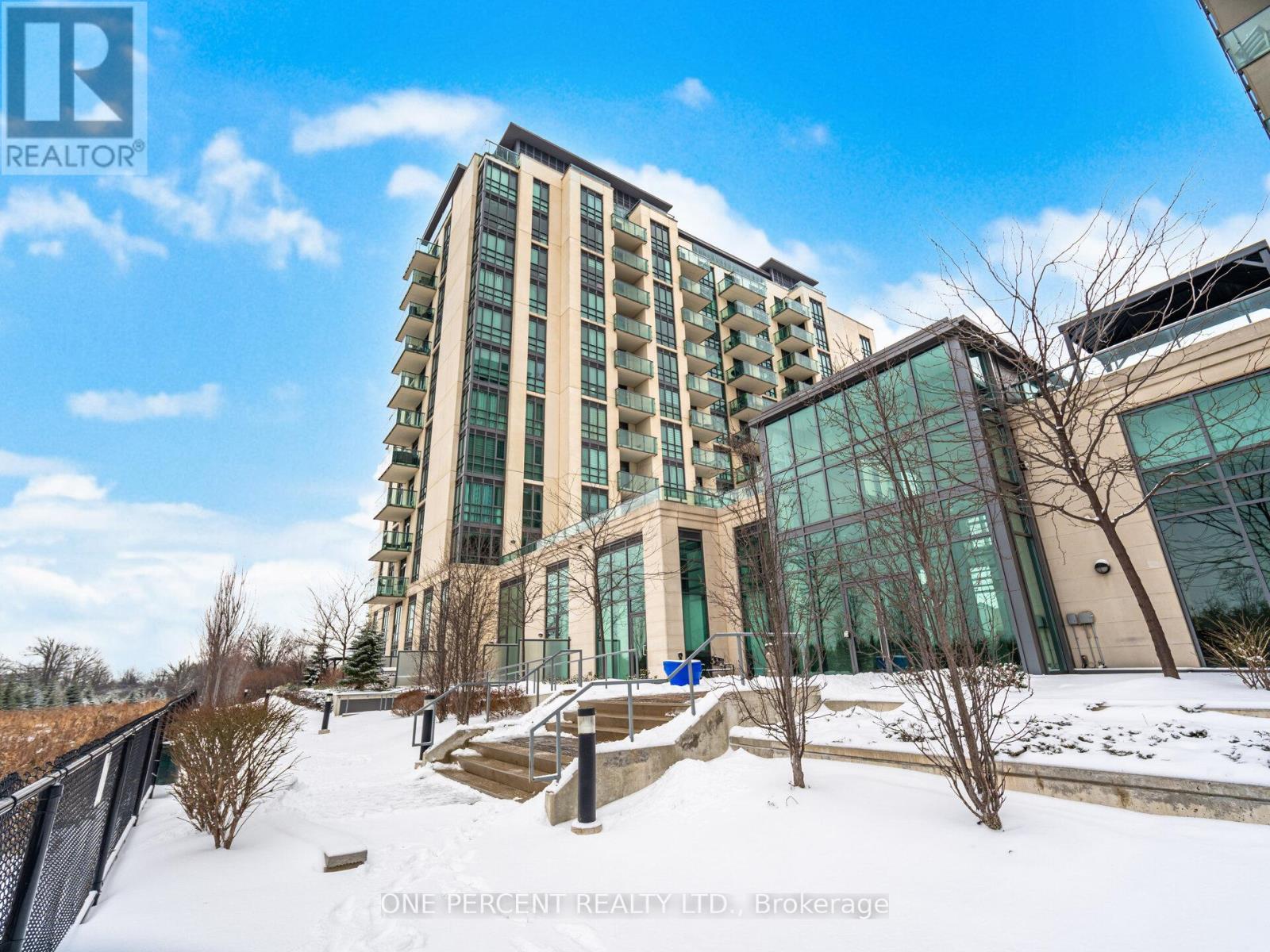 811 - 65 Yorkland Boulevard, Brampton (Goreway Drive Corridor), Ontario  L6P 4M5 - Photo 2 - W12666098