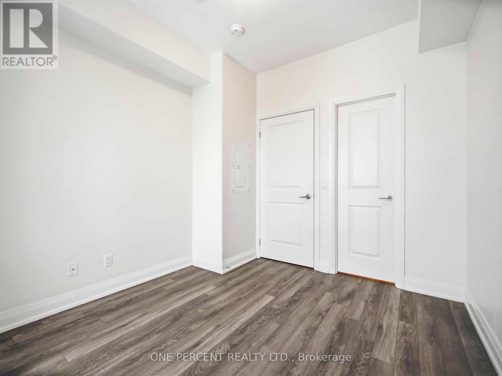 811 - 65 Yorkland Boulevard, Brampton (Goreway Drive Corridor), Ontario  L6P 4M5 - Photo 21 - W12666098