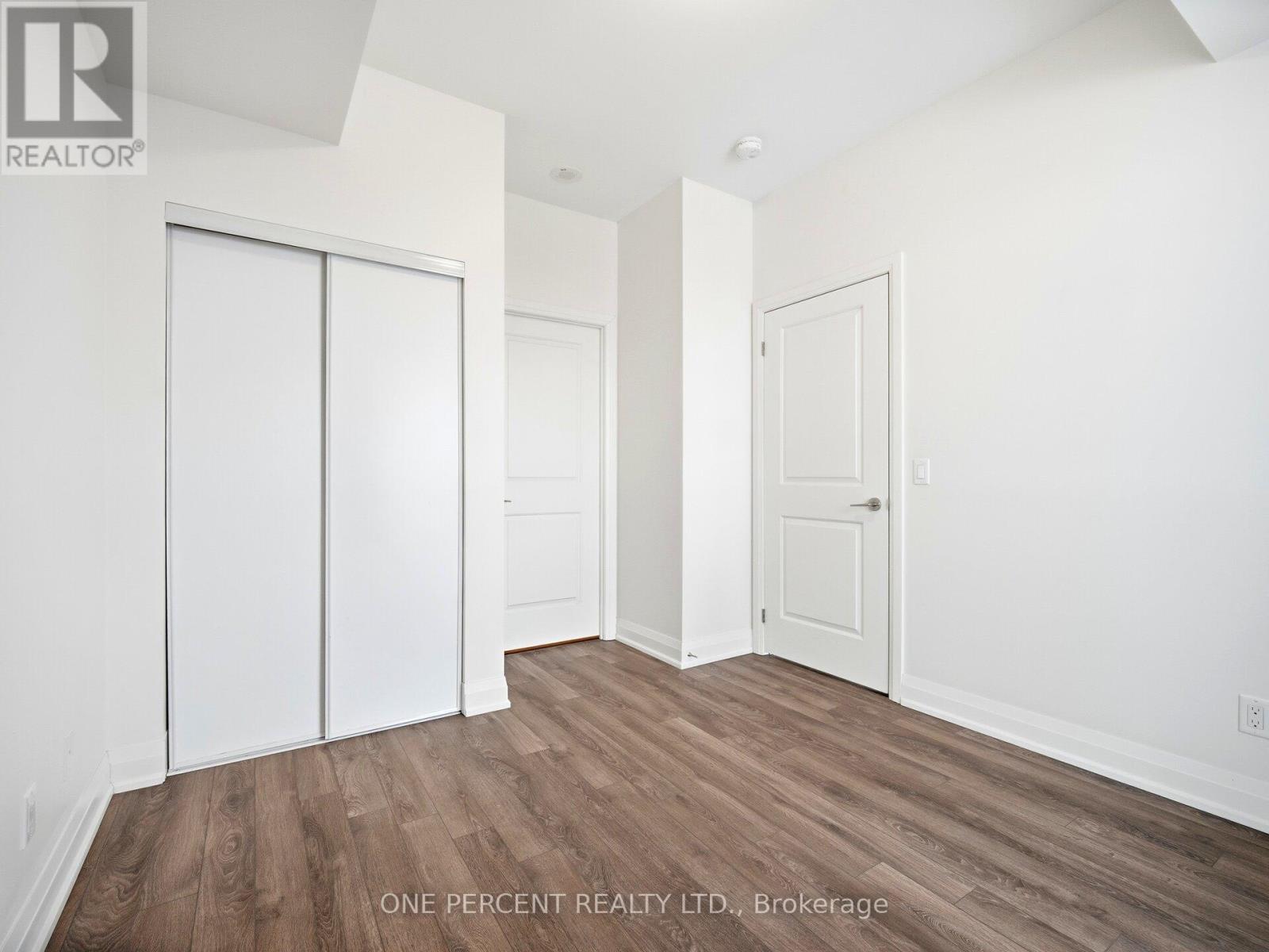 811 - 65 Yorkland Boulevard, Brampton (Goreway Drive Corridor), Ontario  L6P 4M5 - Photo 28 - W12666098