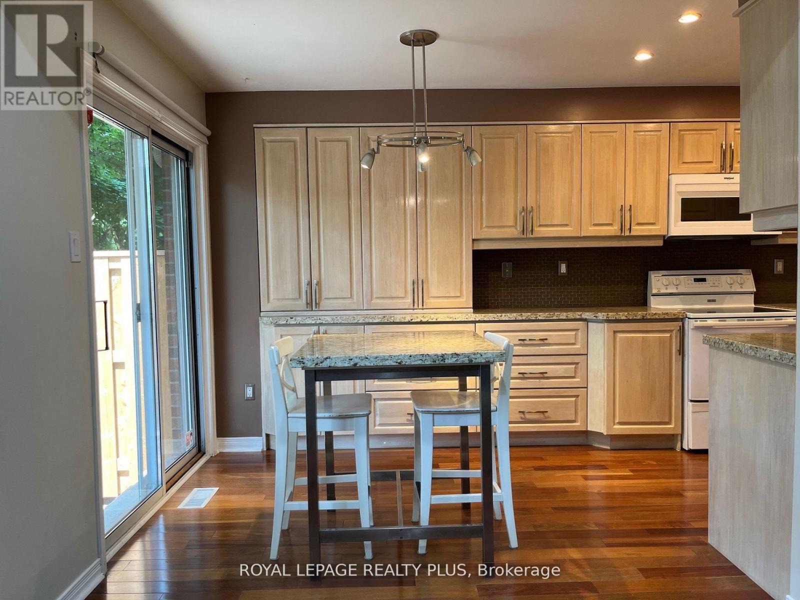 26 - 2555 Thomas Street, Mississauga, Ontario  L5M 5P6 - Photo 6 - W12666116