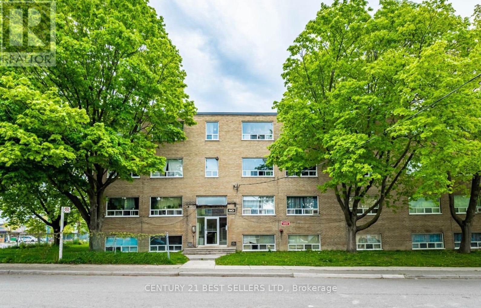 20 - 105 Twenty Fifth Street, Toronto, Ontario  M8V 3P9 - Photo 1 - W12666128