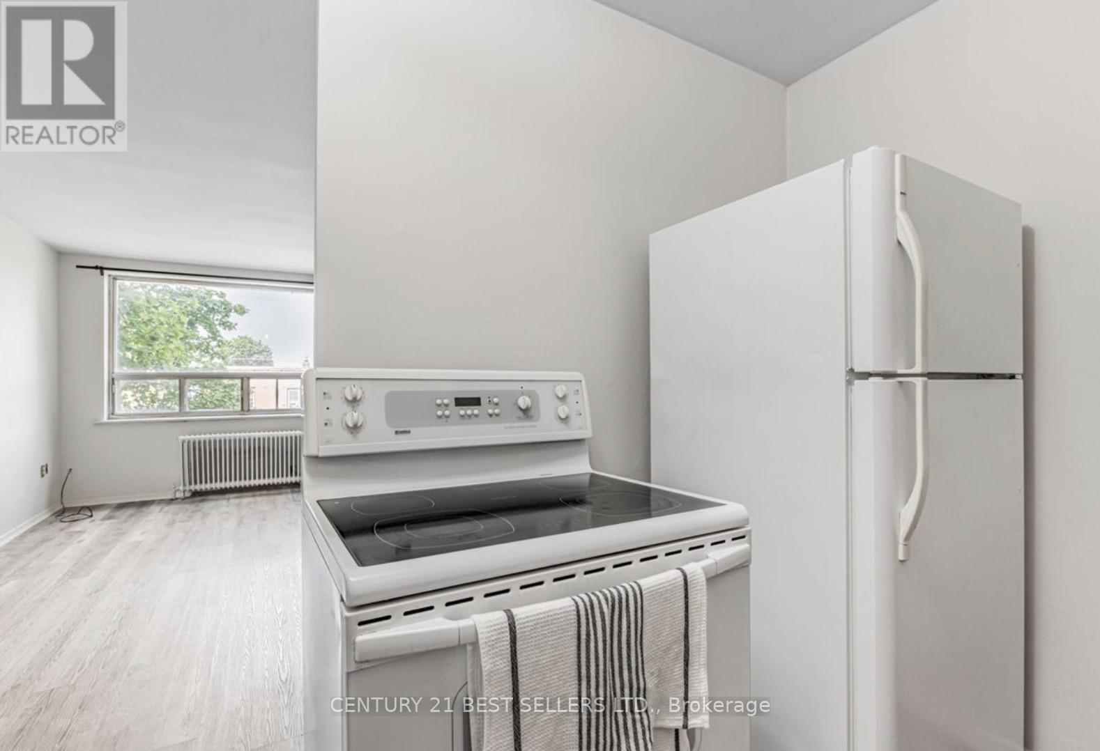 20 - 105 Twenty Fifth Street, Toronto, Ontario  M8V 3P9 - Photo 12 - W12666128