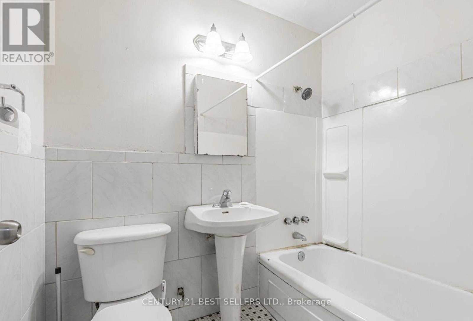 20 - 105 Twenty Fifth Street, Toronto, Ontario  M8V 3P9 - Photo 15 - W12666128