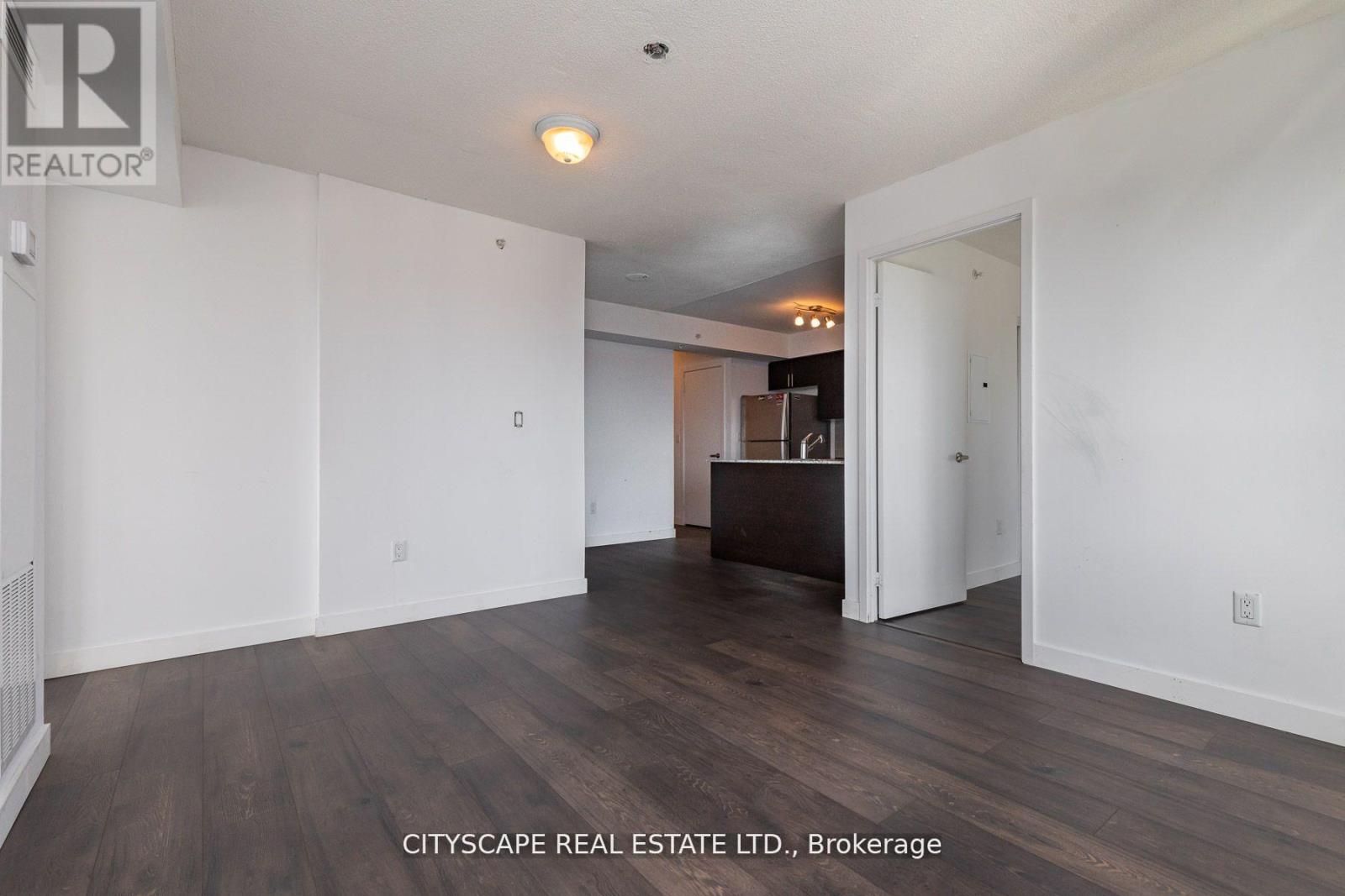 1802 - 1420 Dupont Street, Toronto, Ontario  M6H 4J8 - Photo 3 - W12666136