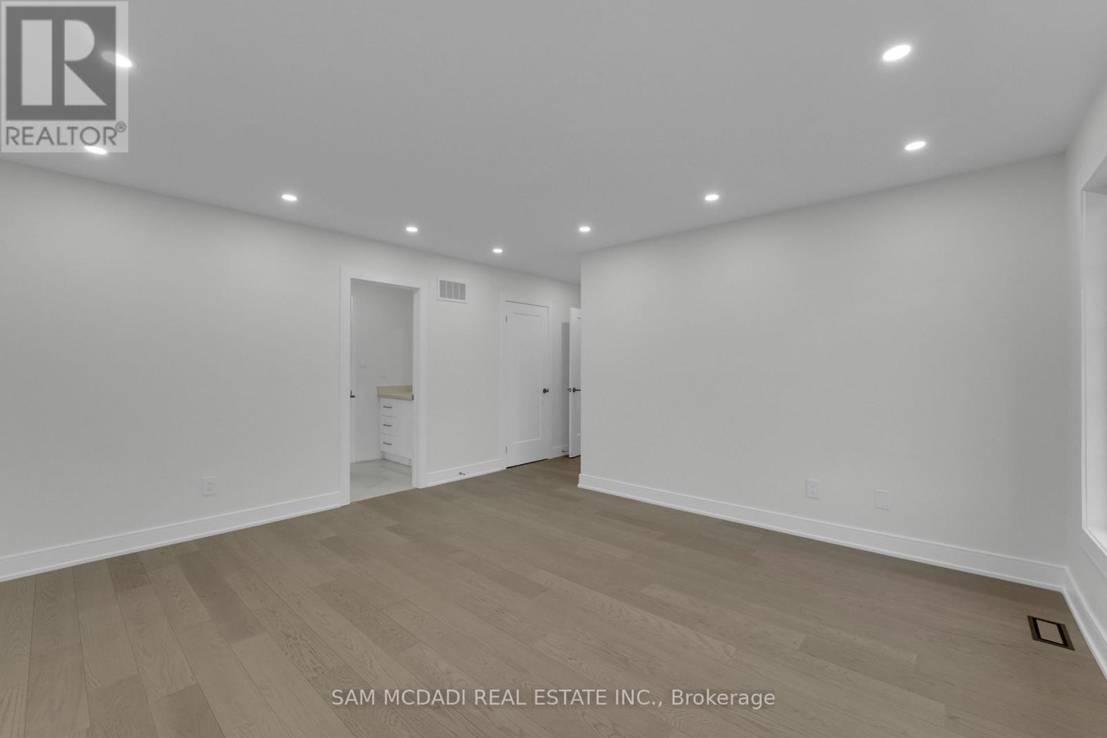 17 Ferncastle Crescent, Brampton (Fletcher's Meadow), Ontario  L7A 3P2 - Photo 29 - W12666148