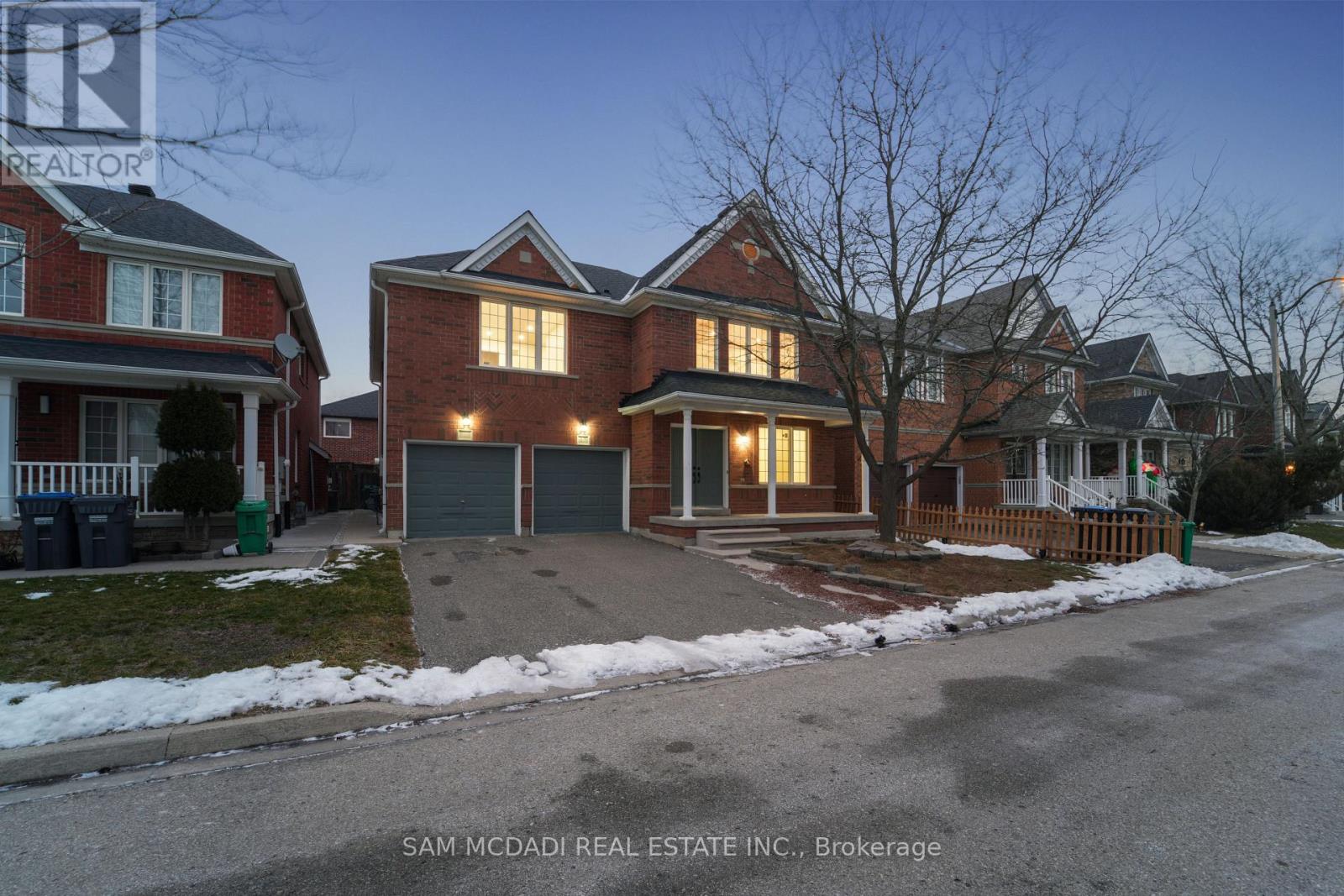 17 Ferncastle Crescent, Brampton (Fletcher's Meadow), Ontario  L7A 3P2 - Photo 37 - W12666148