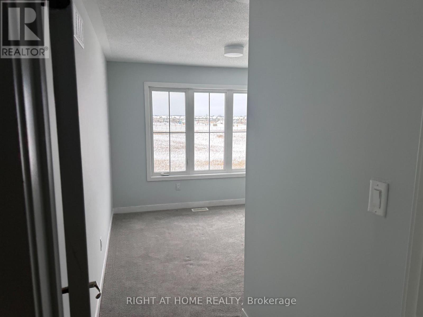 609 Quilter Row, Ottawa, Ontario  K0A 2Z0 - Photo 12 - X12658136