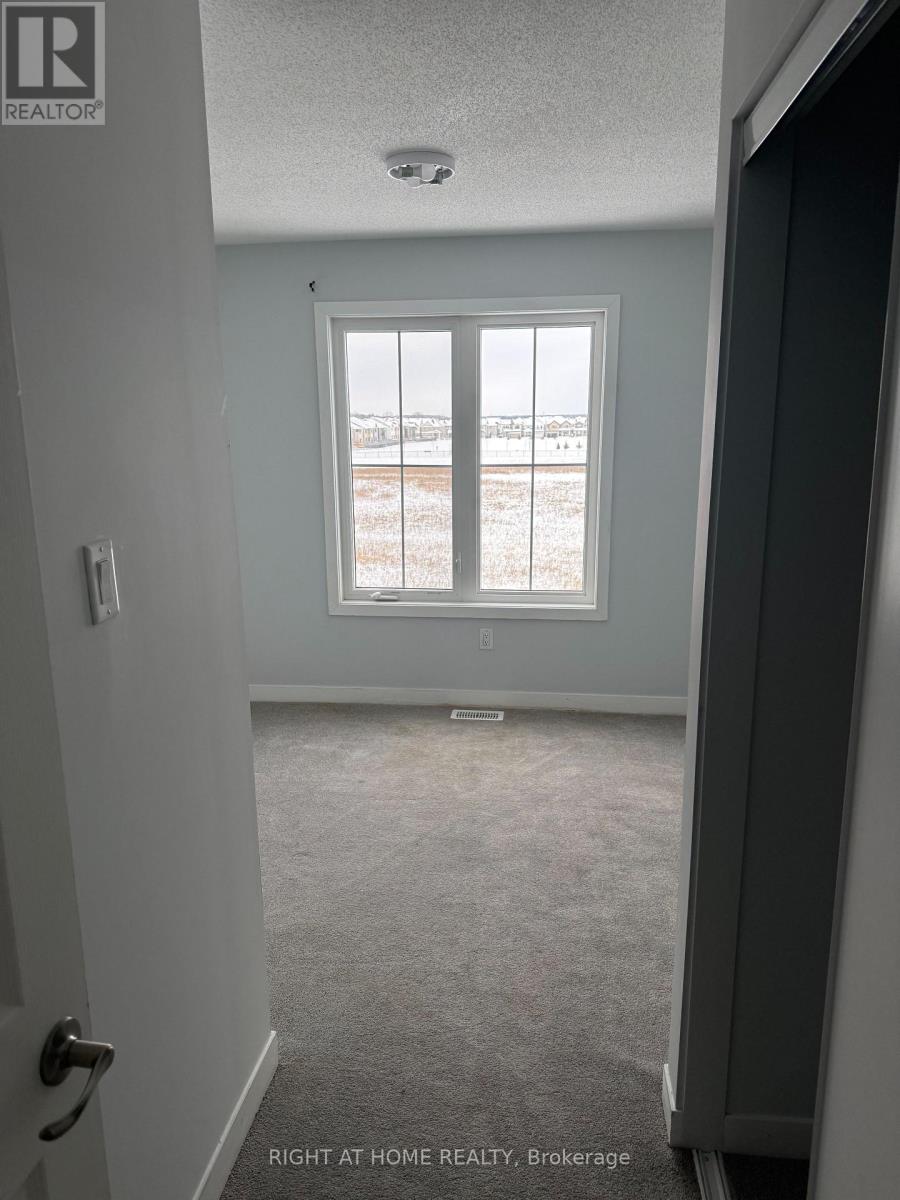 609 Quilter Row, Ottawa, Ontario  K0A 2Z0 - Photo 13 - X12658136