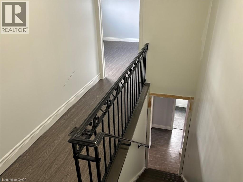 373 East 27th Street, Hamilton, Ontario  L8V 3H1 - Photo 20 - 40792353