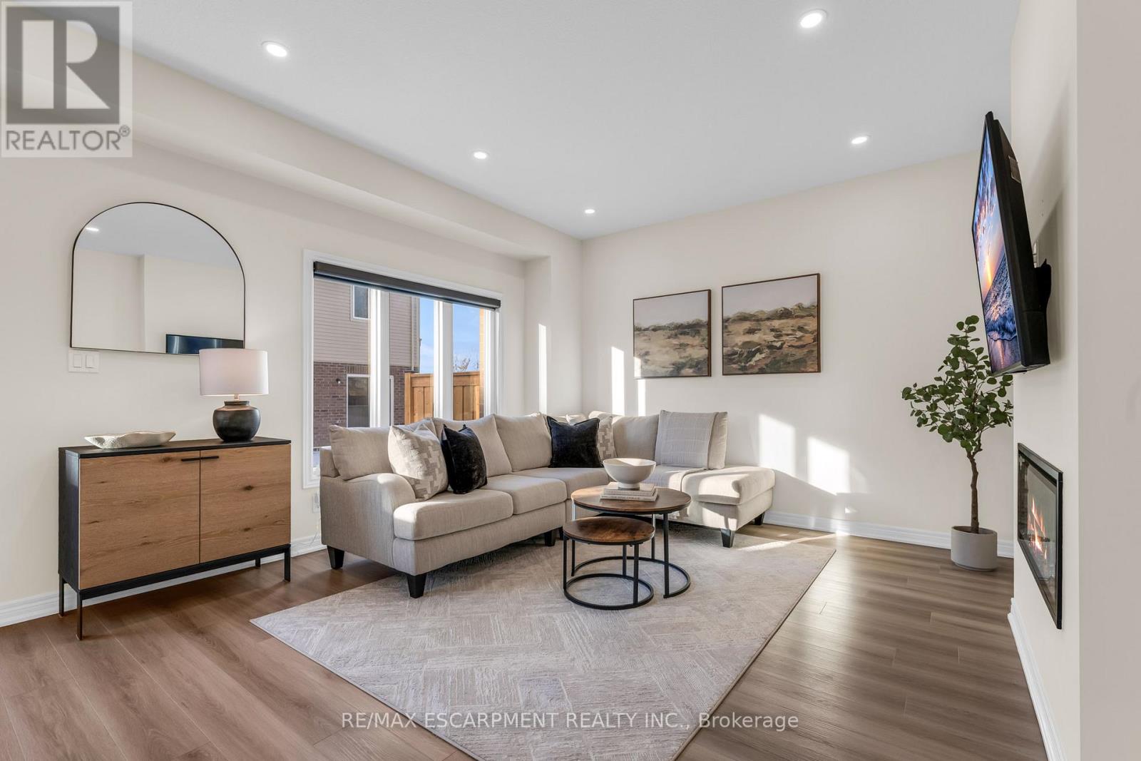 25 - 205 Thames Way, Hamilton, Ontario  L0R 1W0 - Photo 12 - X12665902