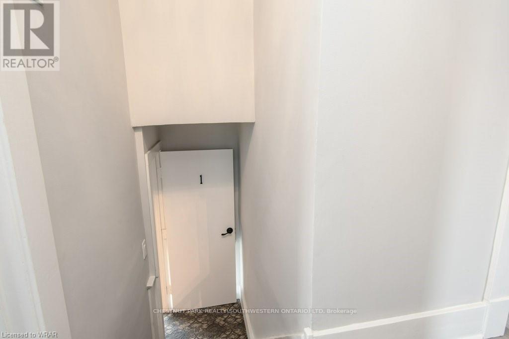 197 Palmer Avenue, Kitchener, Ontario  N2G 3P7 - Photo 31 - X12665904