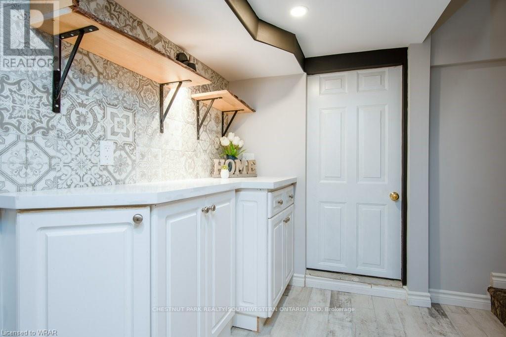 197 Palmer Avenue, Kitchener, Ontario  N2G 3P7 - Photo 38 - X12665904