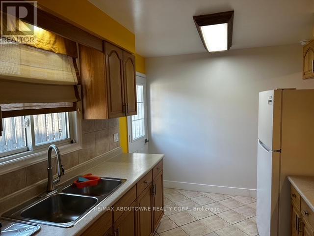 597 Upper Paradise Road, Hamilton, Ontario  L9C 5P5 - Photo 32 - X12665934