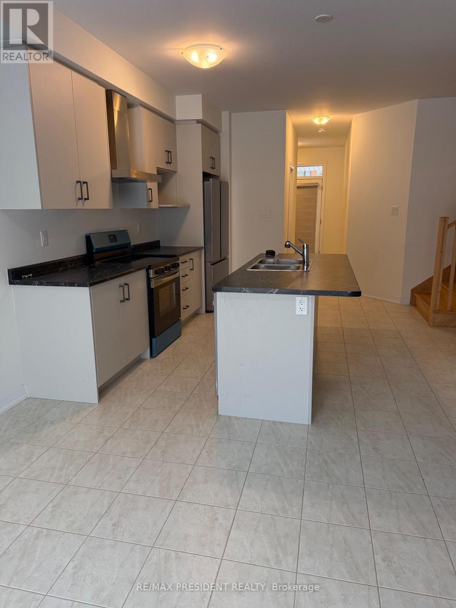 21 Velvet Way, Thorold, Ontario  L2V 0P2 - Photo 12 - X12666010