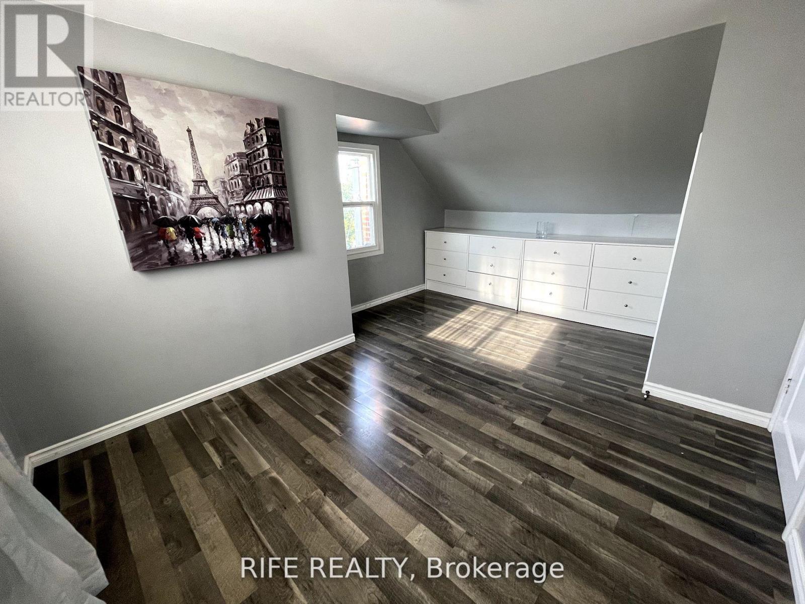 691 Rennie Street, Hamilton, Ontario  L8H 3R1 - Photo 13 - X12666126