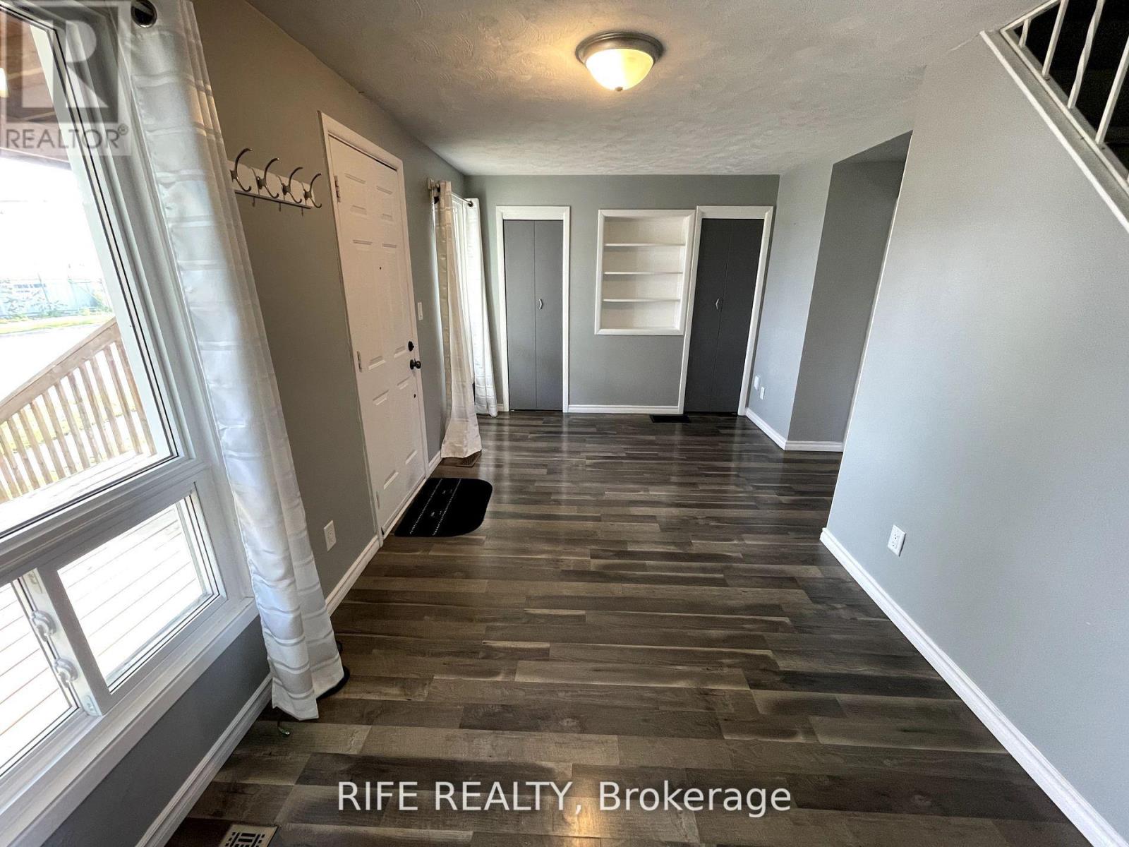 691 Rennie Street, Hamilton, Ontario  L8H 3R1 - Photo 19 - X12666126