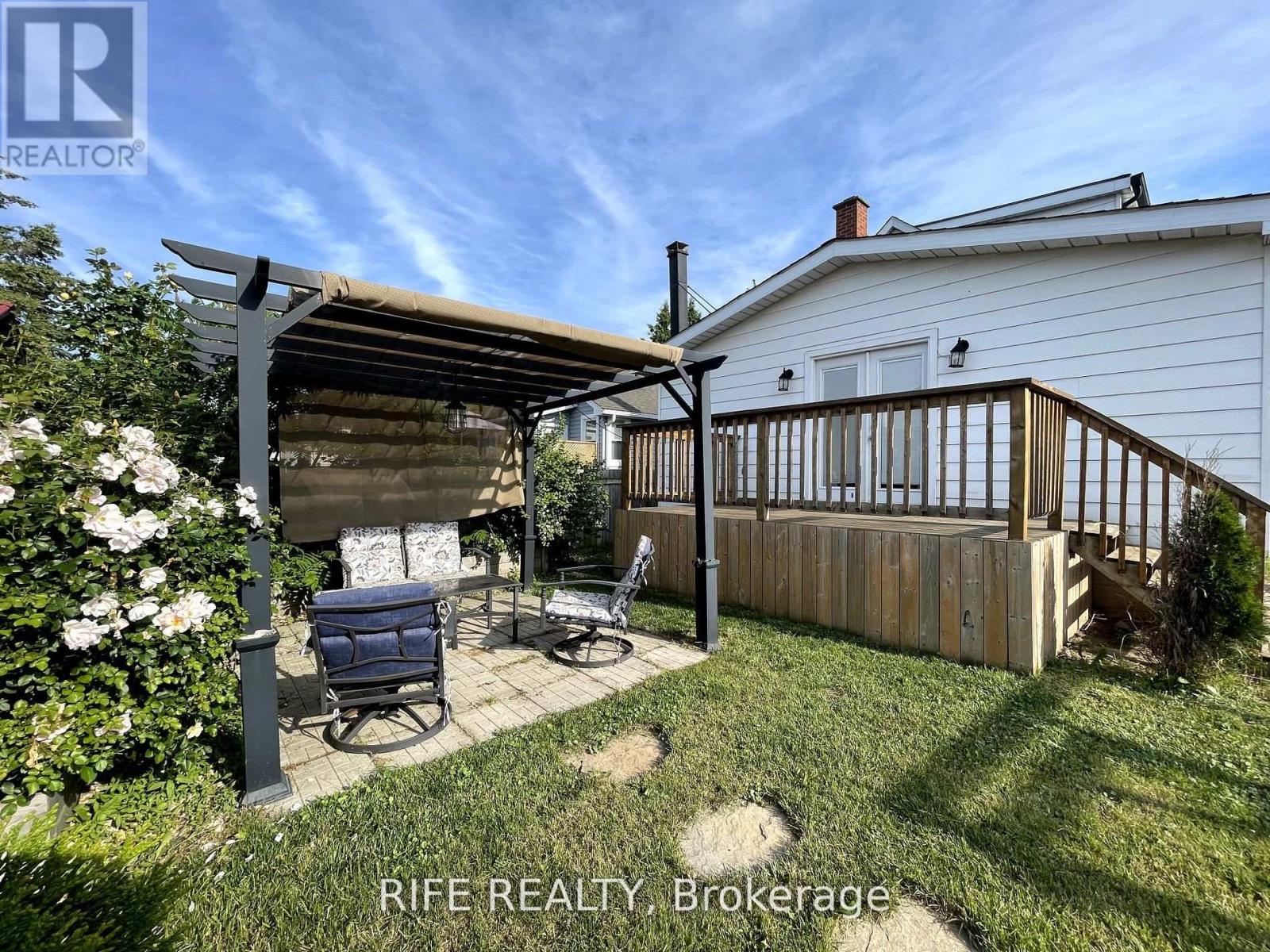 691 Rennie Street, Hamilton, Ontario  L8H 3R1 - Photo 26 - X12666126