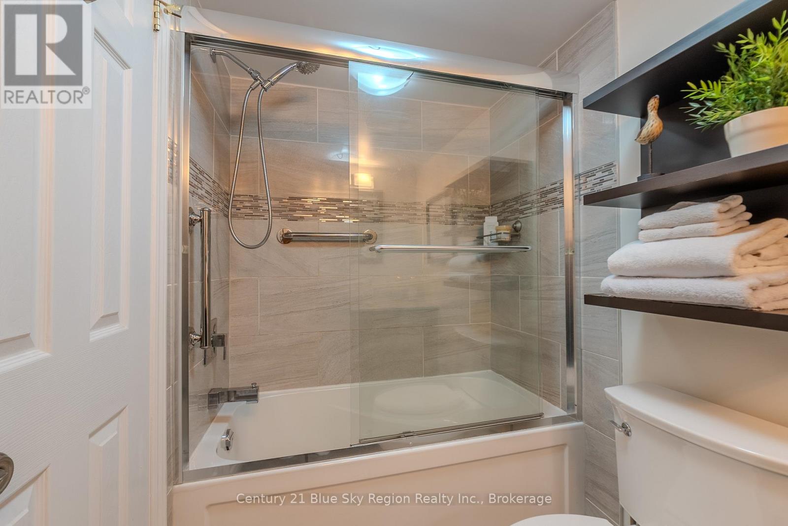 202 - 149 Lindsay Street, North Bay, Ontario  P1B 7Z1 - Photo 28 - X12666204