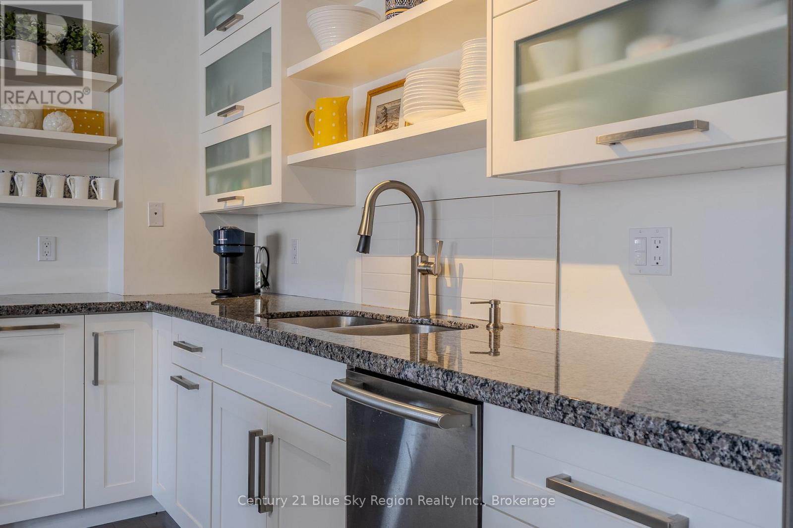 202 - 149 Lindsay Street, North Bay, Ontario  P1B 7Z1 - Photo 7 - X12666204