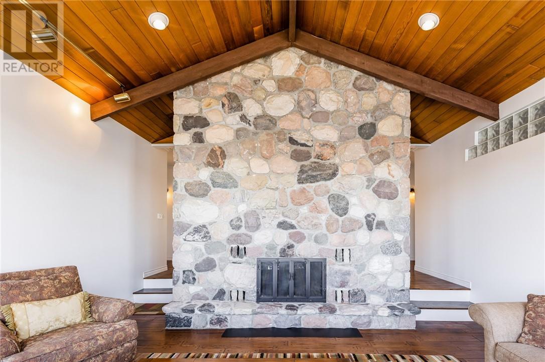 2100 South Bay Road, Sudbury, Ontario  P3E 6H7 - Photo 19 - 2125962