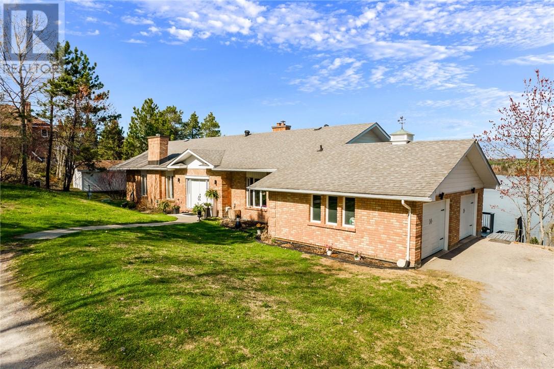 2100 South Bay Road, Sudbury, Ontario  P3E 6H7 - Photo 8 - 2125962