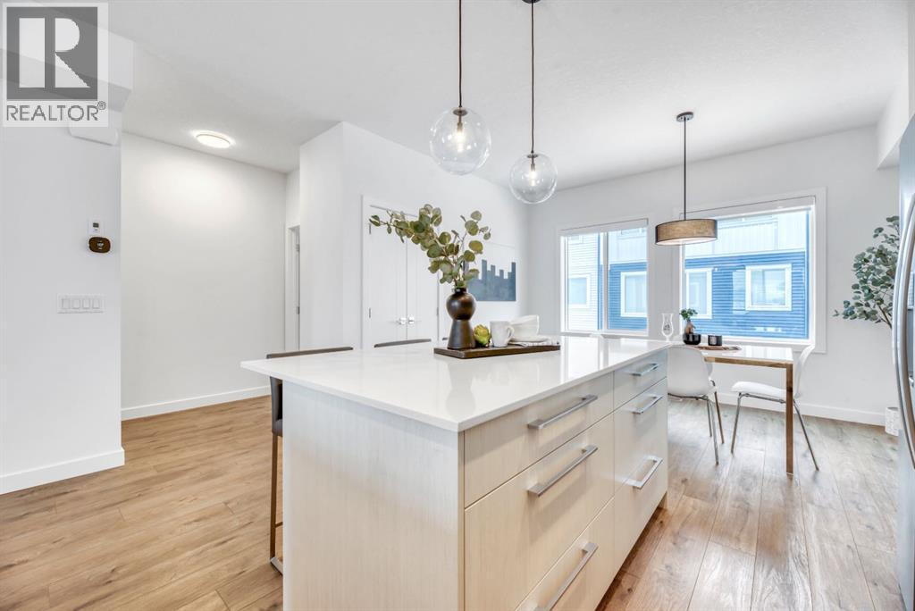 220 Creekstone Drive Sw, Calgary, Alberta  T2X 5L1 - Photo 16 - A2273134