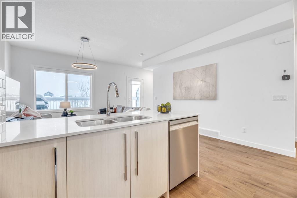 220 Creekstone Drive Sw, Calgary, Alberta  T2X 5L1 - Photo 17 - A2273134