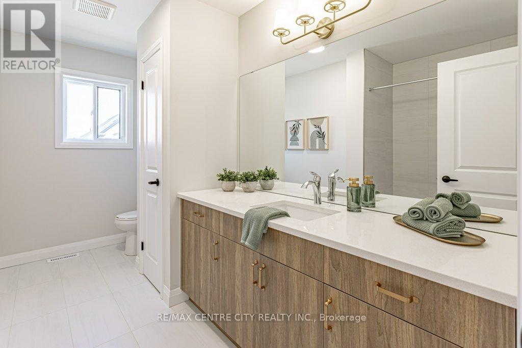 1200 Emma Chase Drive, London North (North I), Ontario  N6G 5S1 - Photo 27 - X12666262