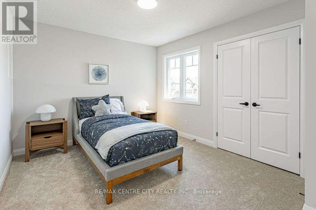 1200 Emma Chase Drive, London North (North I), Ontario  N6G 5S1 - Photo 28 - X12666262