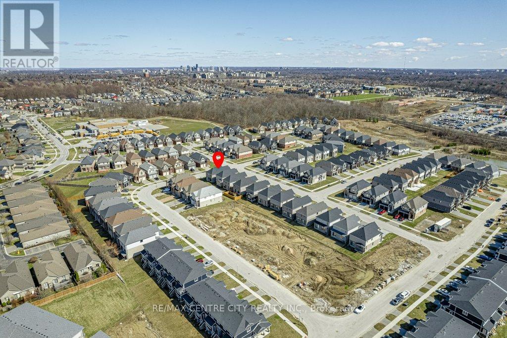 1200 Emma Chase Drive, London North (North I), Ontario  N6G 5S1 - Photo 43 - X12666262