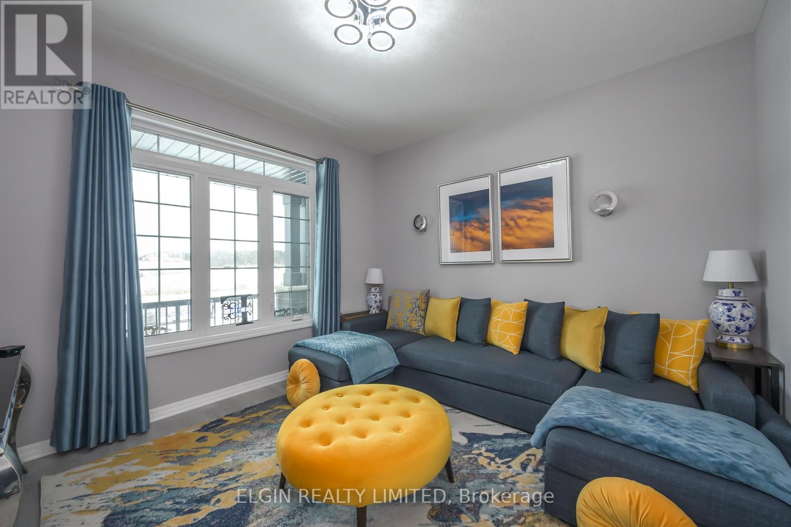 48 Snowy Owl Trail, Central Elgin, Ontario  N5R 0M7 - Photo 5 - X12666264