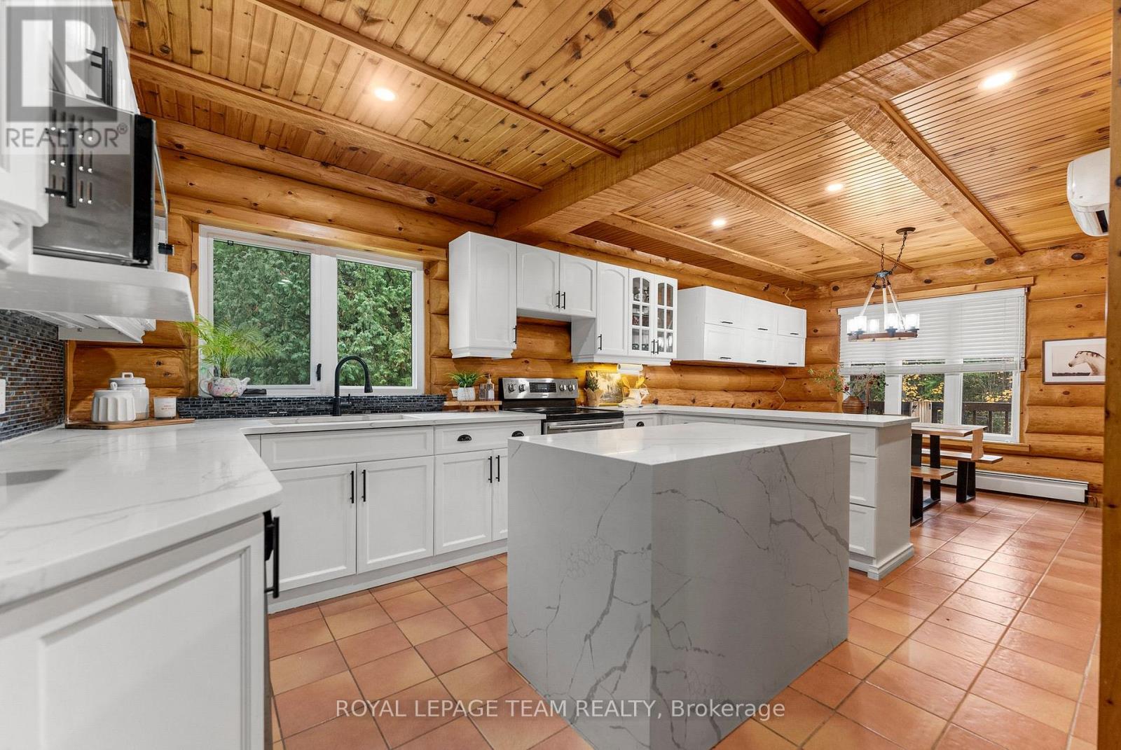 9 Hubertine Gate, Ottawa, Ontario  K2S 1S5 - Photo 13 - X12666220