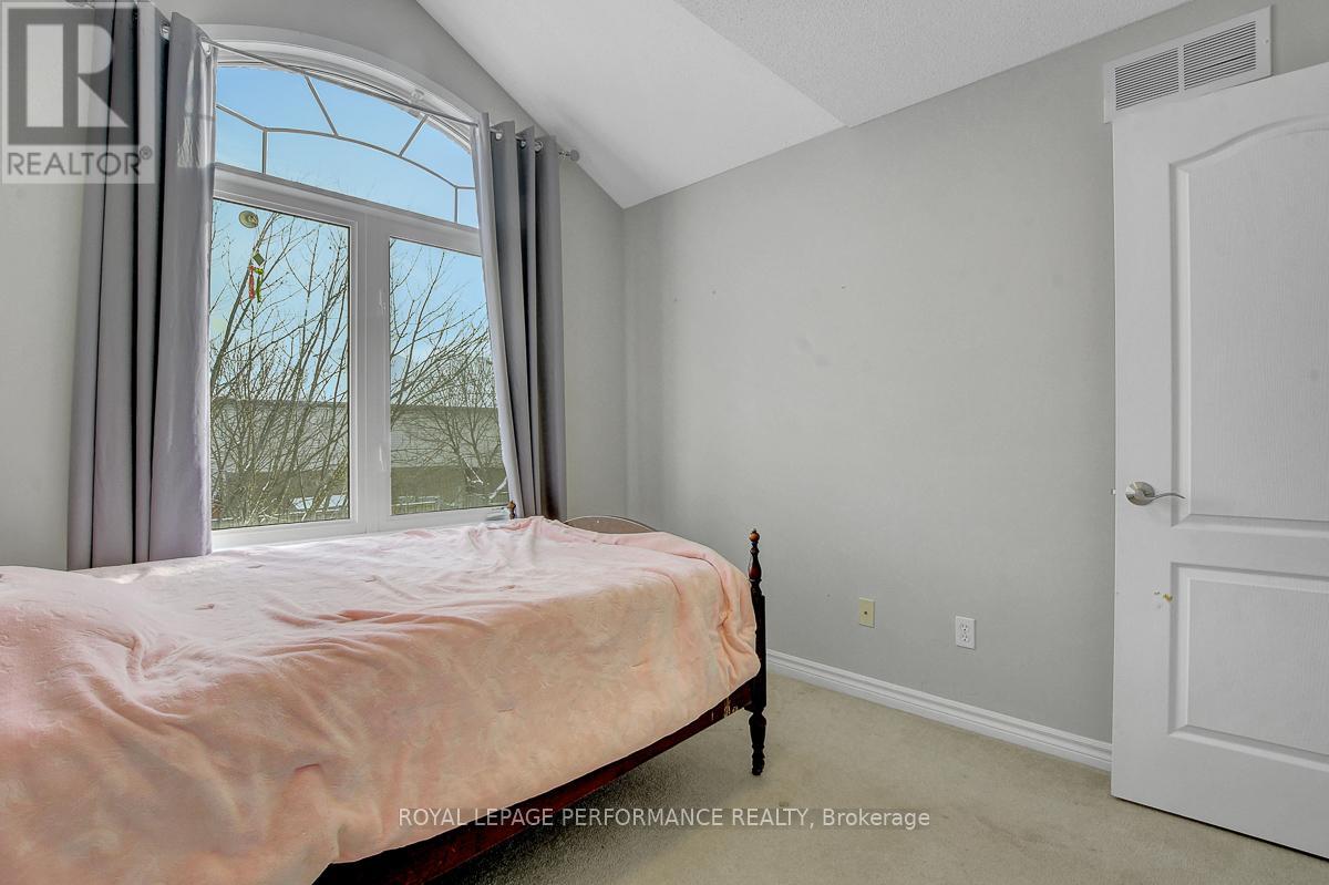 156 Talltree Crescent, Ottawa, Ontario  K2S 0B1 - Photo 14 - X12666234