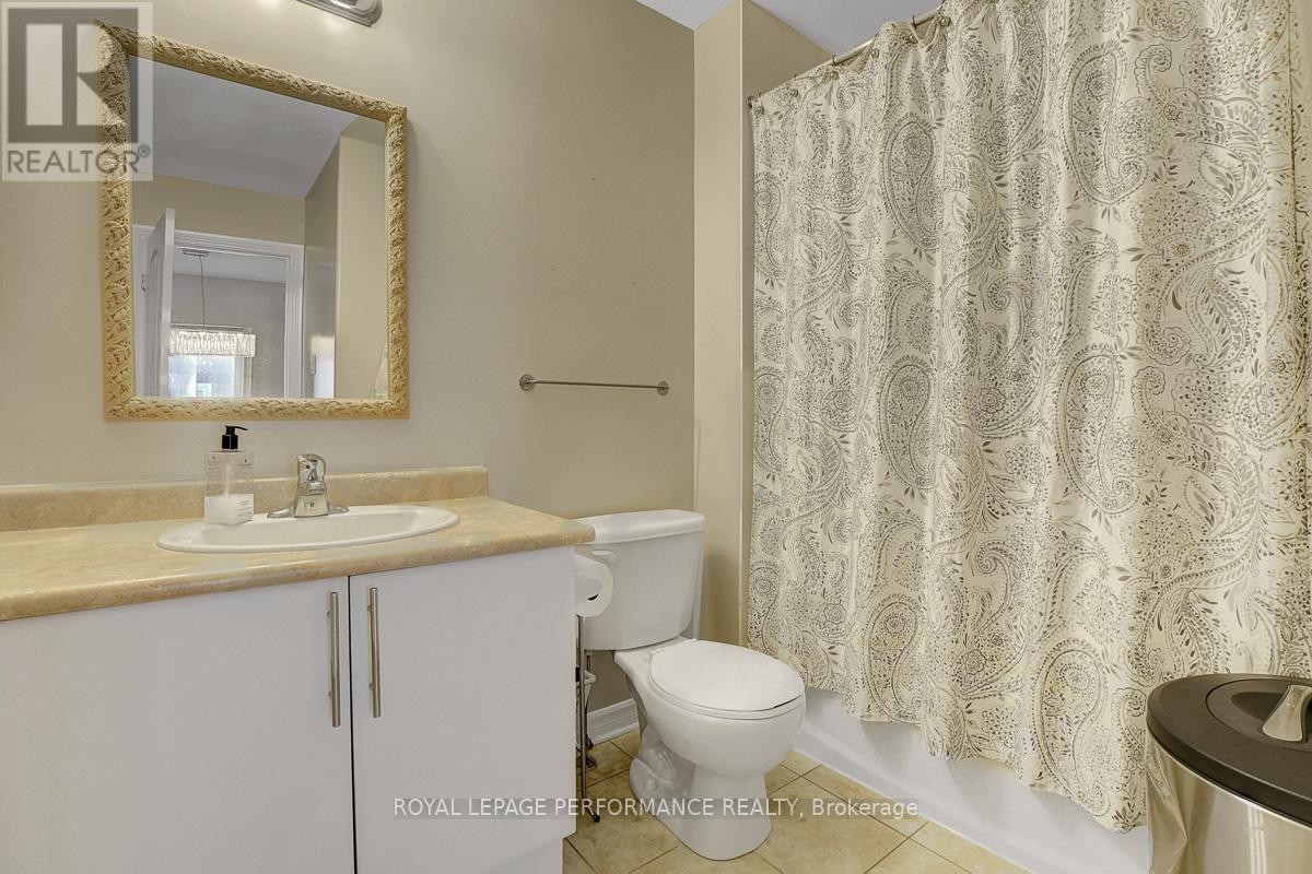 156 Talltree Crescent, Ottawa, Ontario  K2S 0B1 - Photo 15 - X12666234