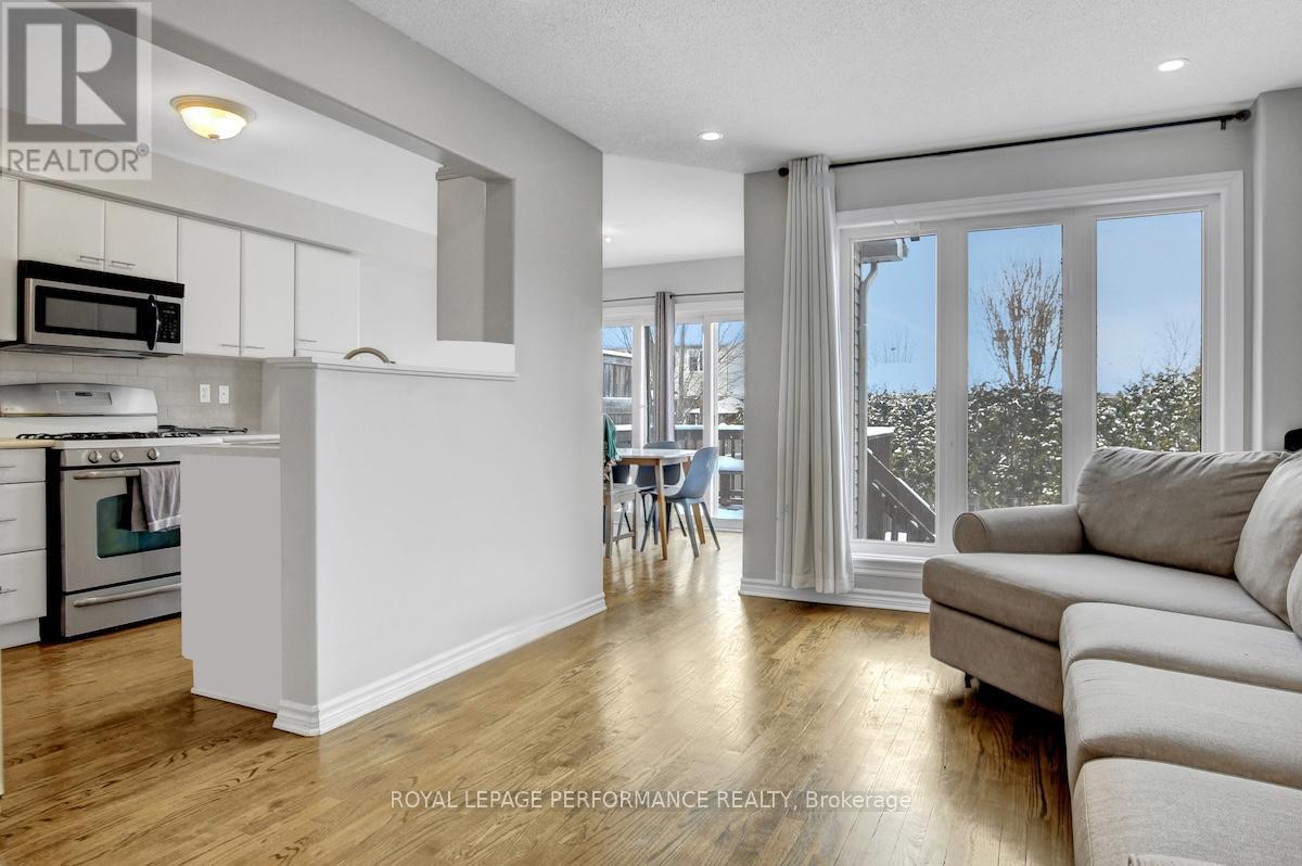 156 Talltree Crescent, Ottawa, Ontario  K2S 0B1 - Photo 6 - X12666234